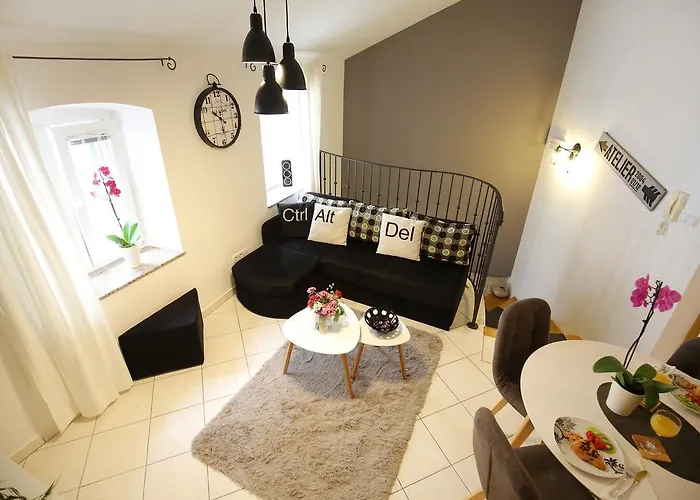 Stomorica * 扎达尔