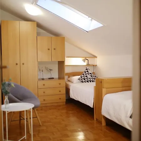 Stomorica Apartment