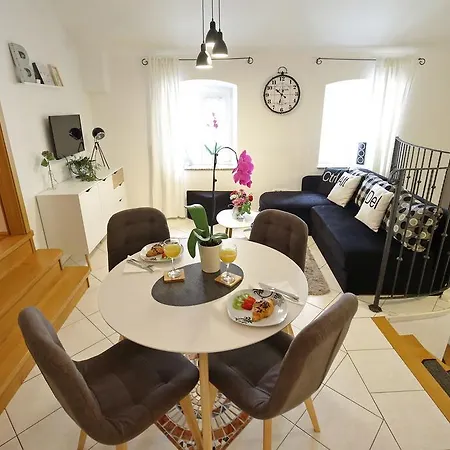 Stomorica Apartment