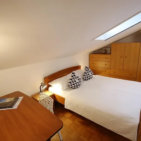 Apartamento Stomorica Zadar