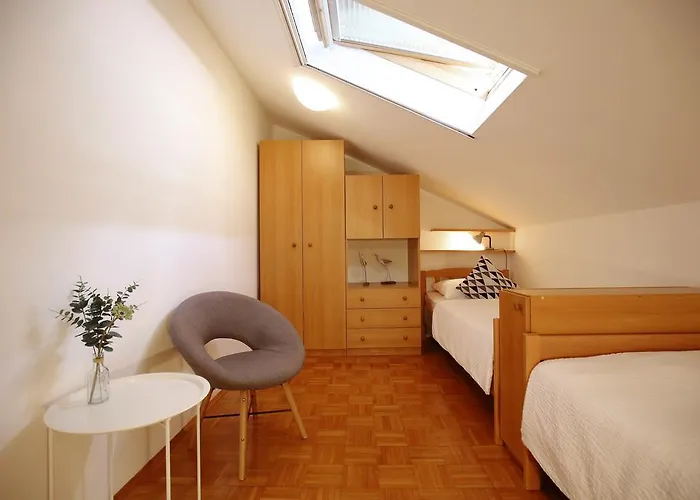 Stomorica شقة زادار